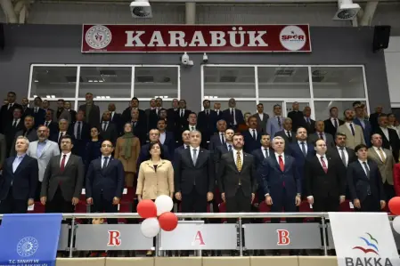 KARABÜK’TE BİLİM ŞENLİĞİ GERÇEKLEŞTİ