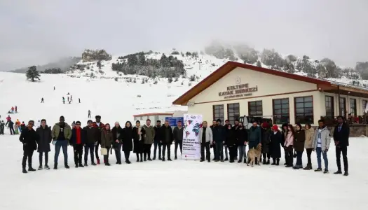 Dış Ticaret Elçileri ve Uyum Projesi Öğrencileri Keltepe Kayak Merkezi’ni gezdi