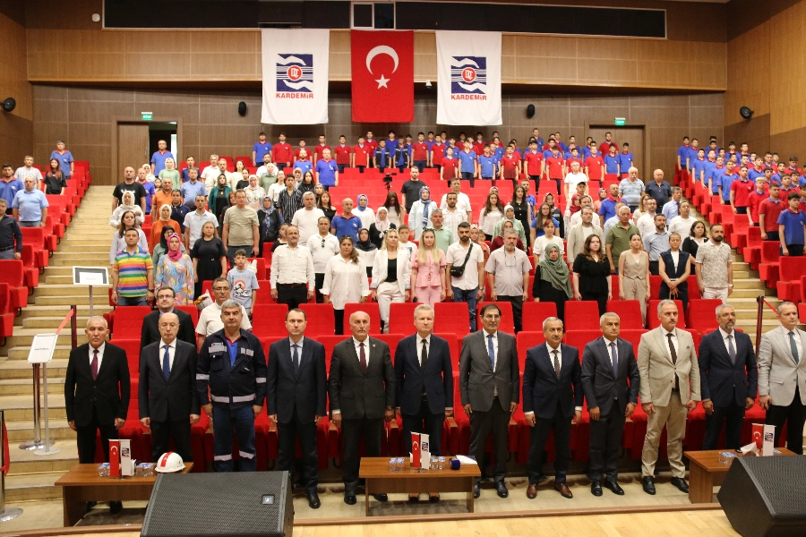 İKİLİ MESLEKİ EĞİTİM UYGULAMASI İLK MEZUNLARINI VERDİ
