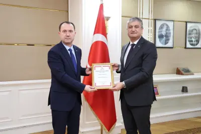 BAŞKAN ÇAPRAZ’DAN VALİ YAVUZ’A TEŞEKKÜR ZİYARETİ