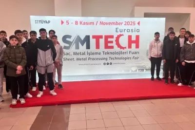 KARABÜK MESLEKİ VE TEKNİK ANADOLU LİSESİ ÖĞRENCİLERİ SMTECH EURASİA FUARI’NDA