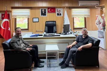 ÇEBİ’DEN BAŞKAN KARAKAŞ’A ZİYARET
