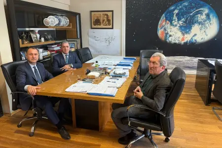 BAŞKAN ÇAPRAZ VE SÖNMEZ’DEN RAFET VERGİLİ’YE ZİYARET