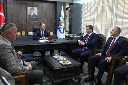MİLLİYETÇİ HAREKET PARTİSİ HEYETİNDEN KARABÜK TSO’YA ZİYARET