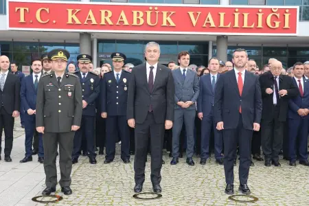 CUMHURİYETİMİZİN KURUCUSU ATATÜRK, KARABÜK’TE TÖRENLE ANILDI