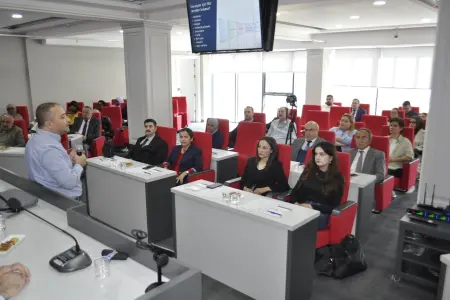 ESKİPAZAR OSB'NİN KARABÜK EKONOMİSİ VE TOPLUMA ETKİSİ BİLGİLENDİRME TOPLANTISI GERÇEKLEŞTİ