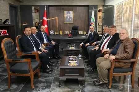 KARABÜK ÖZÇELİK-İŞ SENDİKASI’NDAN İADE-İ ZİYARET