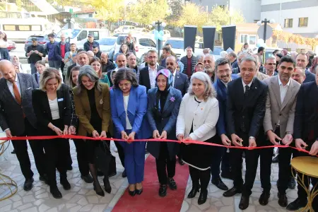 TÜRKİYE’NİN İLK YAŞLI BAKIM KOOPERATİFİ AYKA KARABÜK’TE AÇILDI