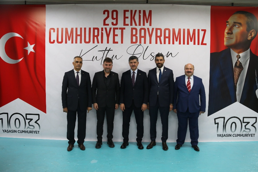CUMHURİYET BAYRAMI RESEPSİYONU BÜYÜK BİR ÇOŞKUYLA GERÇEKLEŞTİ
