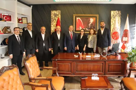 KTSO’DAN ADALET KOMİSYONU BAŞKANI AYNUR ÇELİK’E ZİYARET
